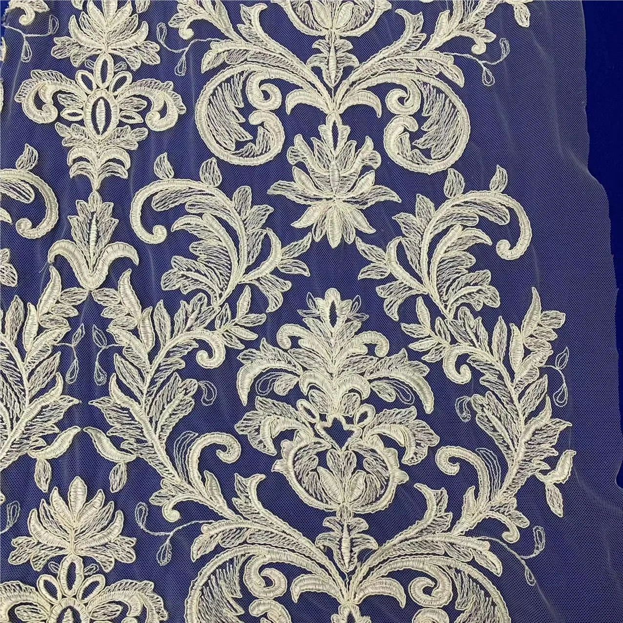 Высококачественное свадебное платье и вечернее с вышивкой А-силуэта