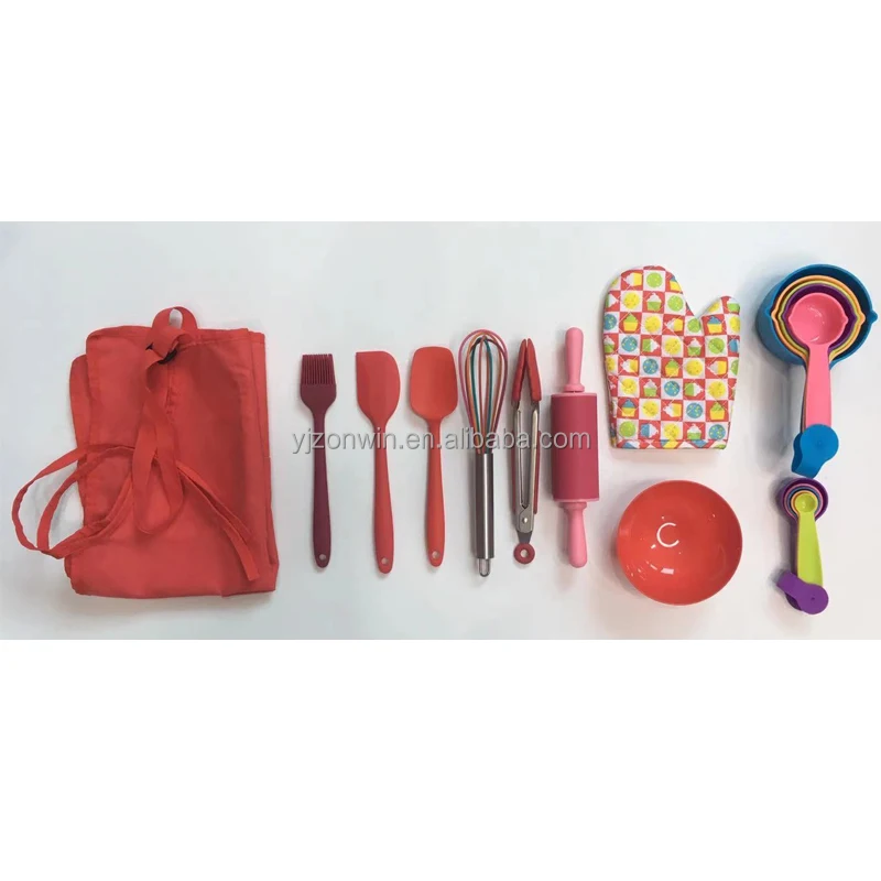 kids baking set.jpg