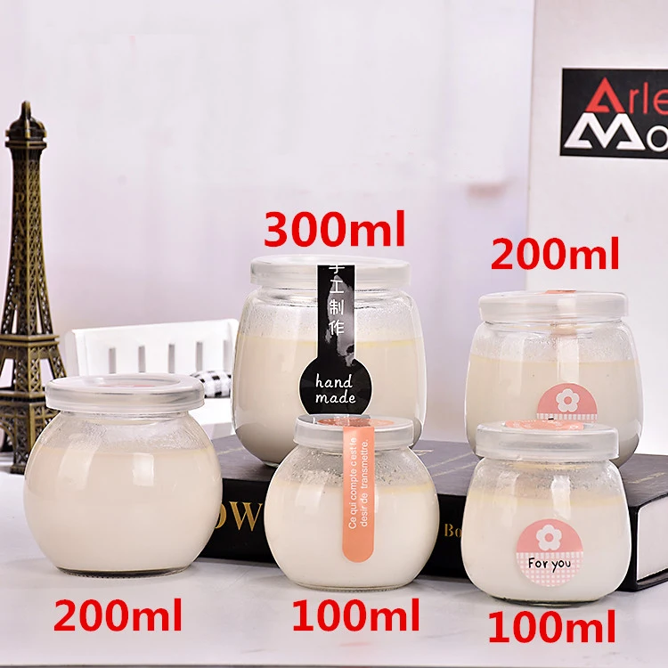 Wholesale 100 200 300ml Round Fat Empty Storage Container Milk Pudding Bottle Glass Yogurt Jars with Plastic Lid