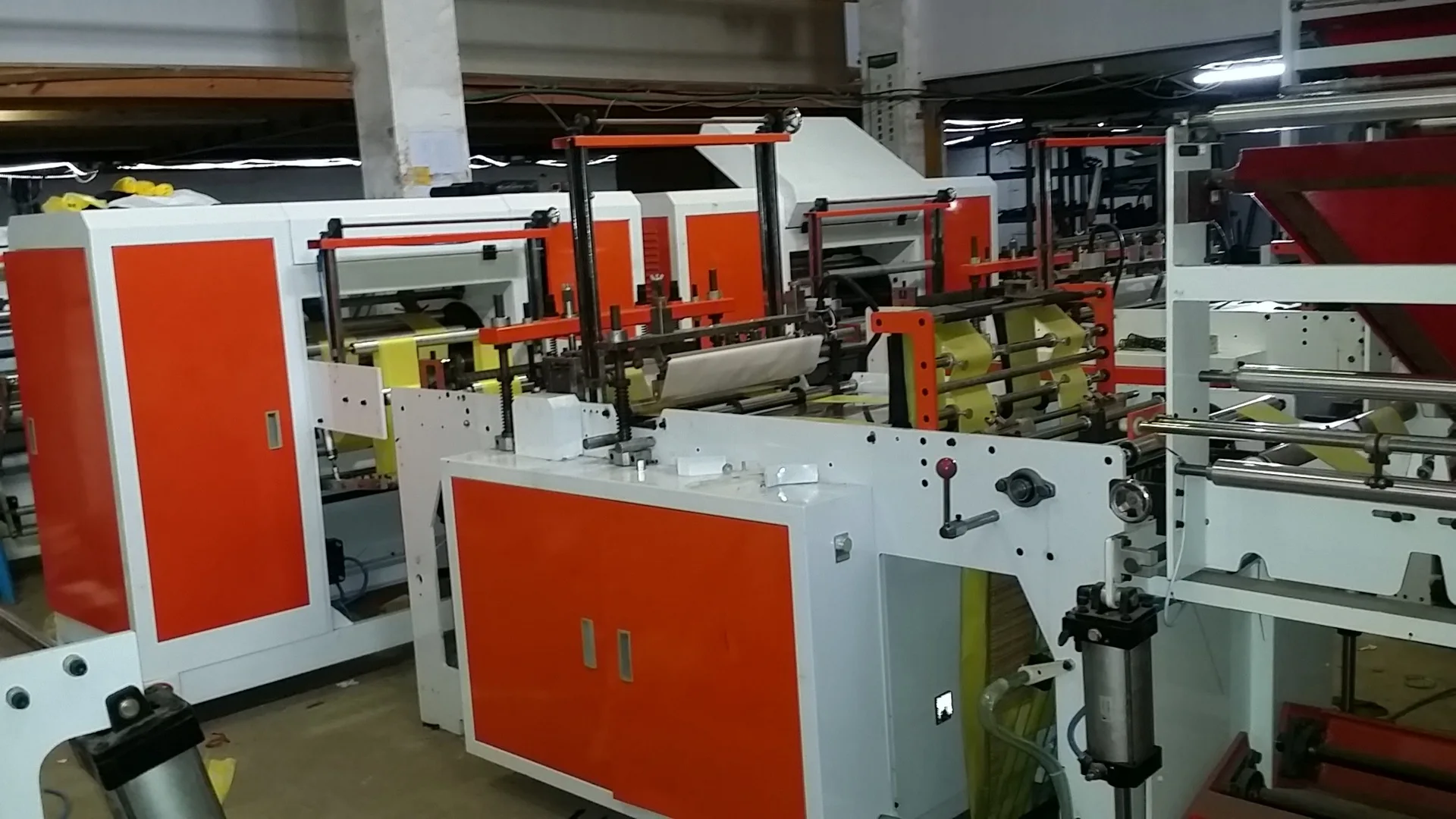 Biodegradable Bag Sealing Machine Type And Plastic Ldpe Hdpe Pe Material T-shirt Shopping Plastic Bag Making Machine Price