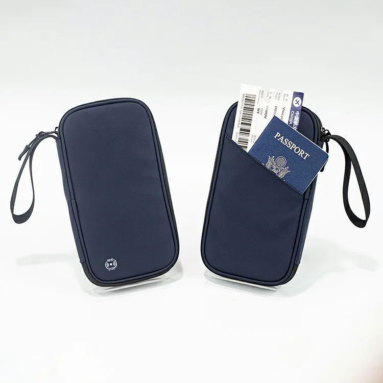 Lightweight Family Travel Passport Holder Large Waterproof Oxford Cloth Storage Wallet with Zipper for Men Women Cards