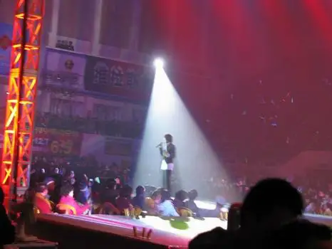 party wedding T-show long throw super bright follow spot light dmx 230w 7r follow spot light