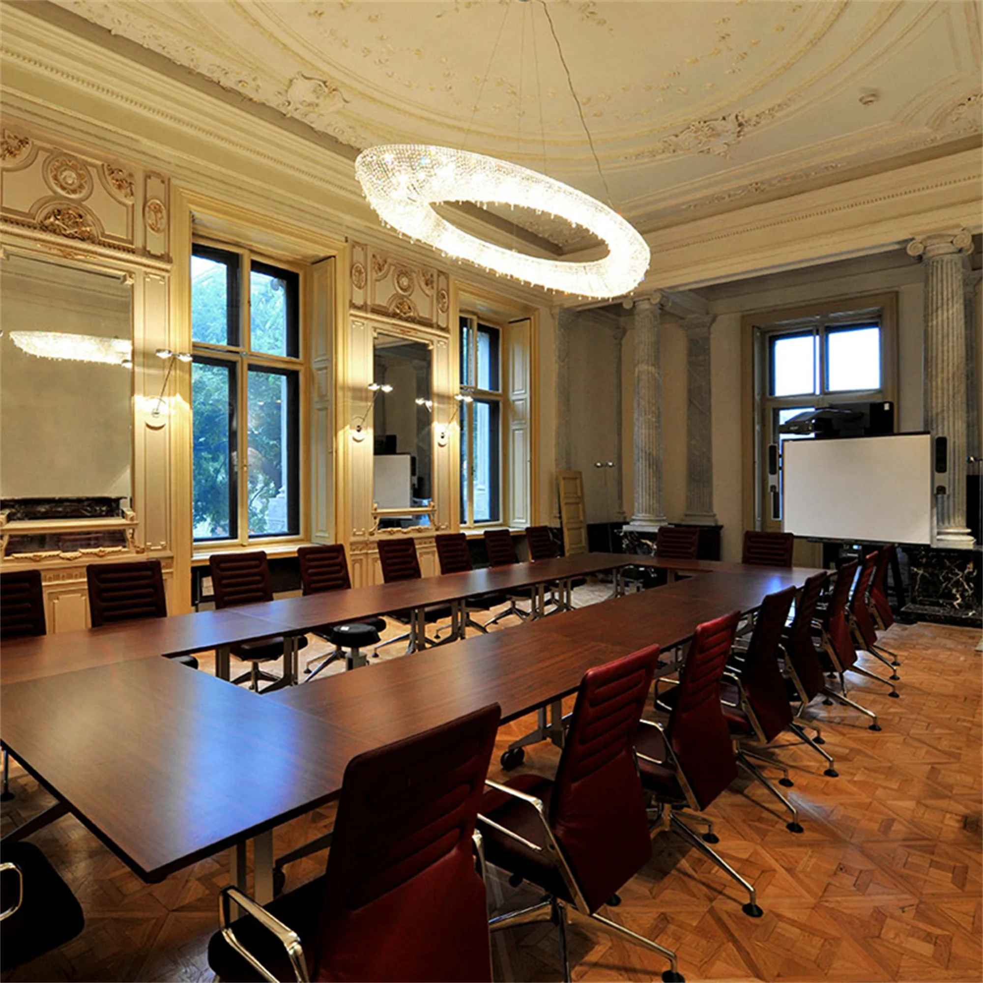 High Quality Decoration Hotel Bar Banquet Restaurant Crystal Custom LED Chandelier Light