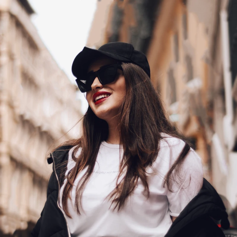 Wholesale Embroidered Dad Cap Baseball Hat High Profile Curved Brim Denim Fabric for Adults in Autumn