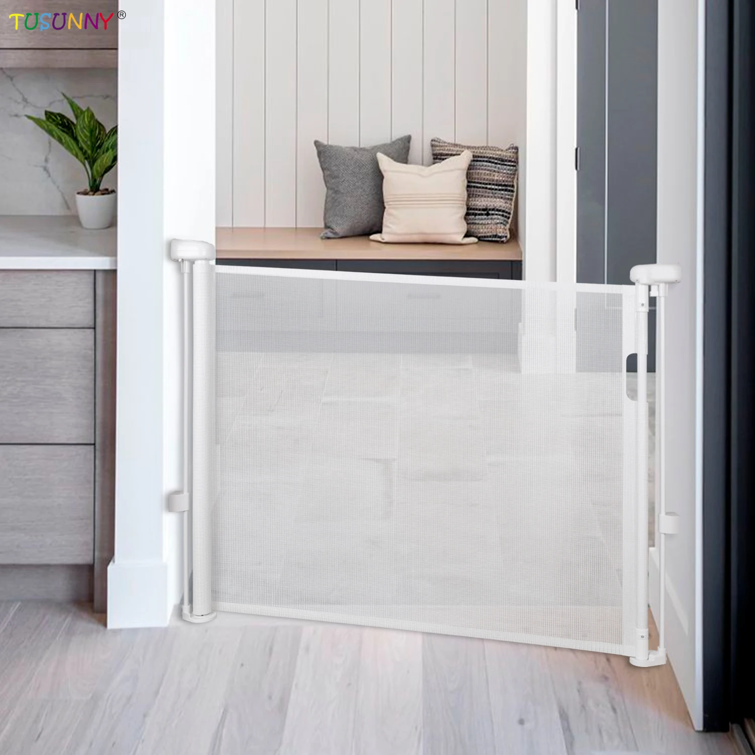 One-Handed Performance Baby Safety Gate Retractable High Quality Adjustable Sliding Baby Safety Door Gate