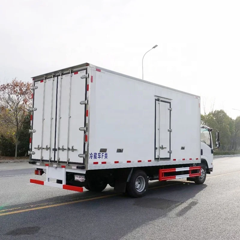 1SUZU ELF KV100 8 Tons 10 Ton Refrigerator Truck 4x2 Freezer Box Truck for Meat Frozen Transport