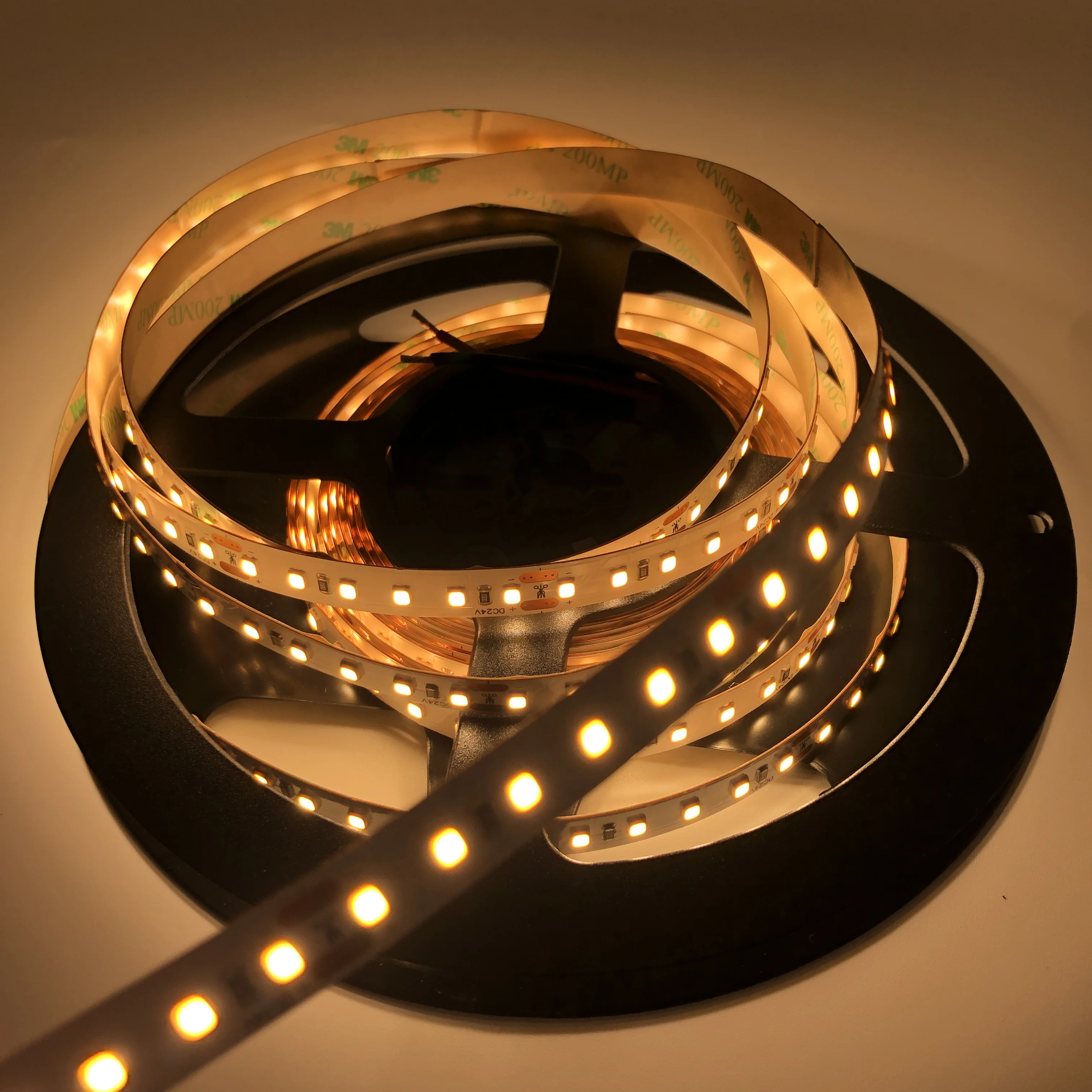 24 Volt 2835 Flexible LED Strip Lighting 120leds per Meter 4000K 5M IP20 High Density LED Light Strip