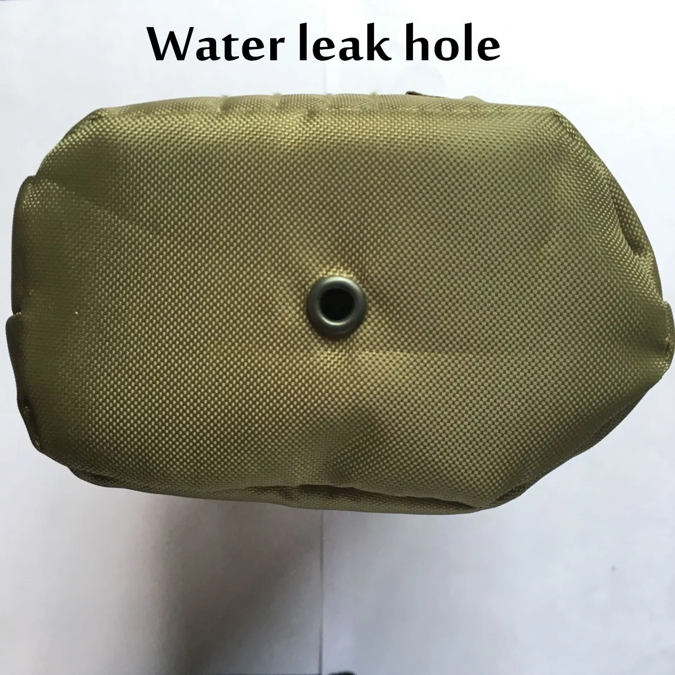 Exercise and fitness green field drinking water canteen PE water bottle for field