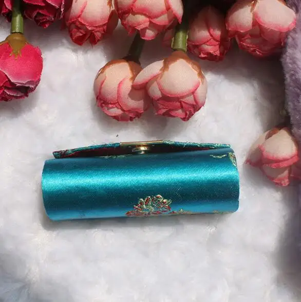 Factory direct price lipstick empty case and tube pink lipstick case with mirror