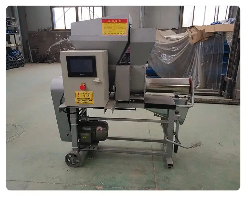Automatic control oyster mushroom layered inoculation bagging machine