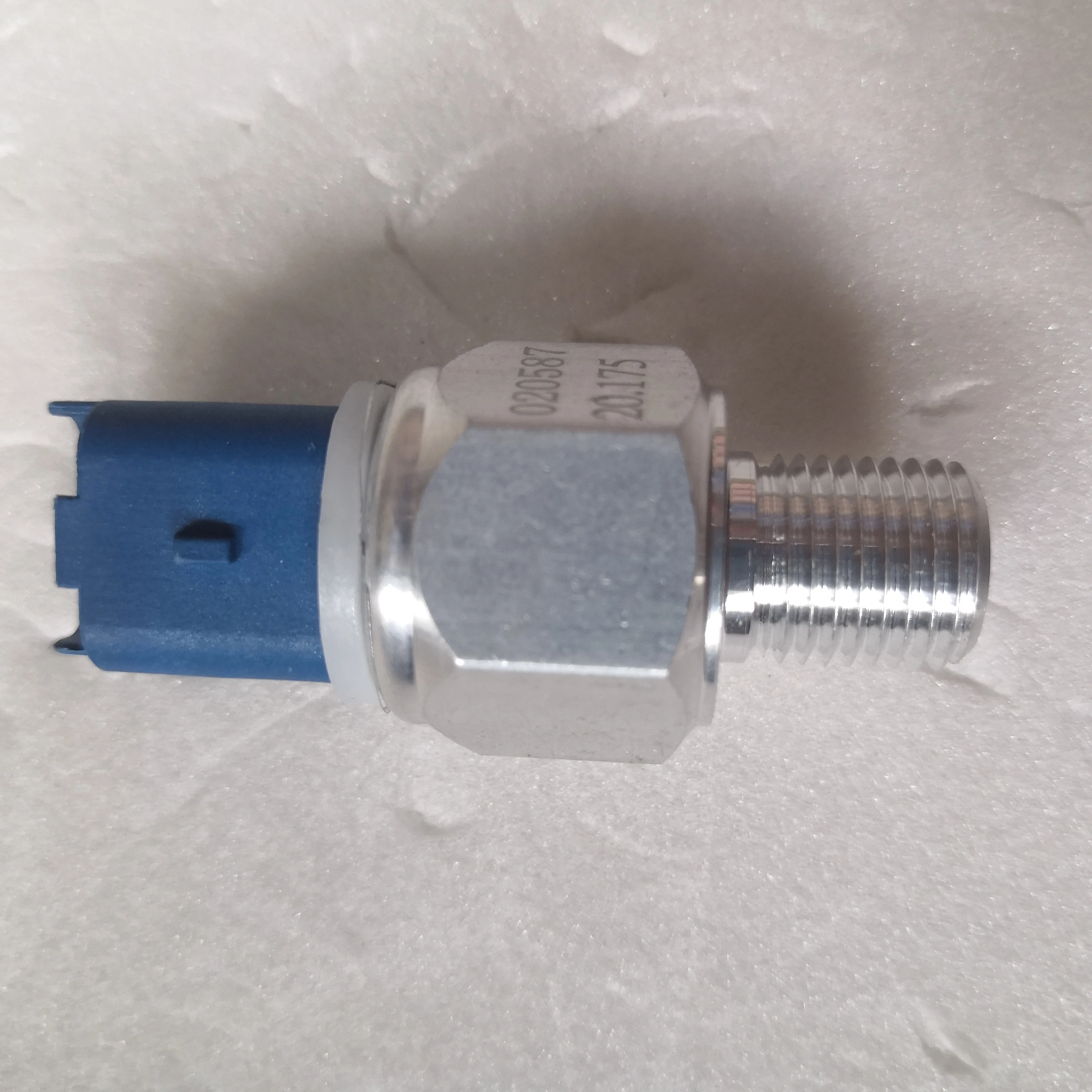 
Best selling products of the year Original factory Original factory White oil pressure swit Peugeot307 