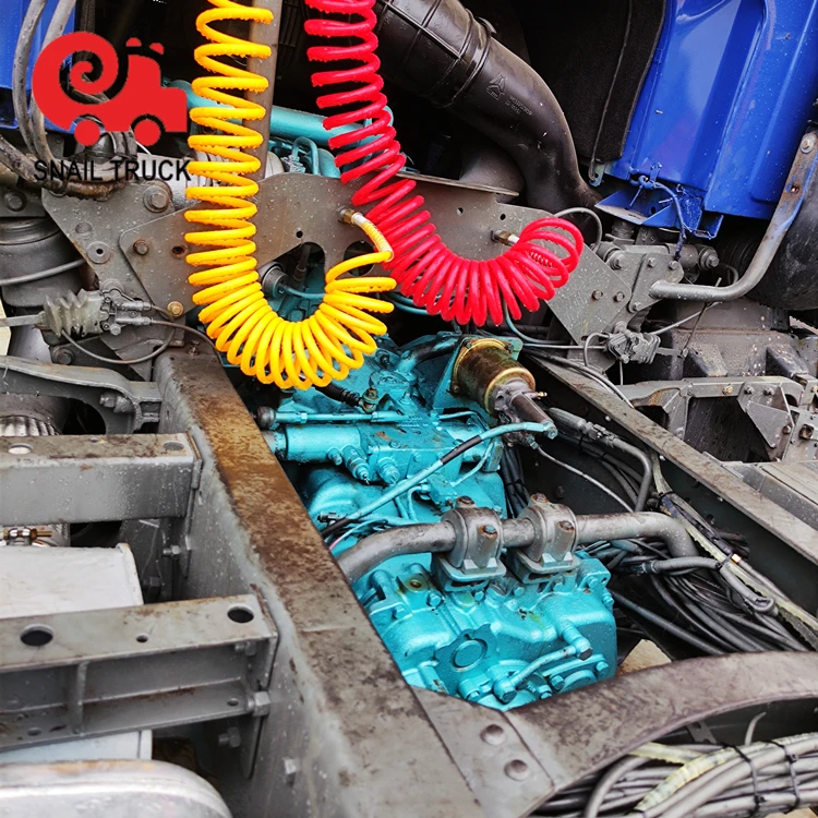 Sinotruk Howo 371 Left Truck Head Howo Trailer Head 50ton 6x4 Tractor Truck