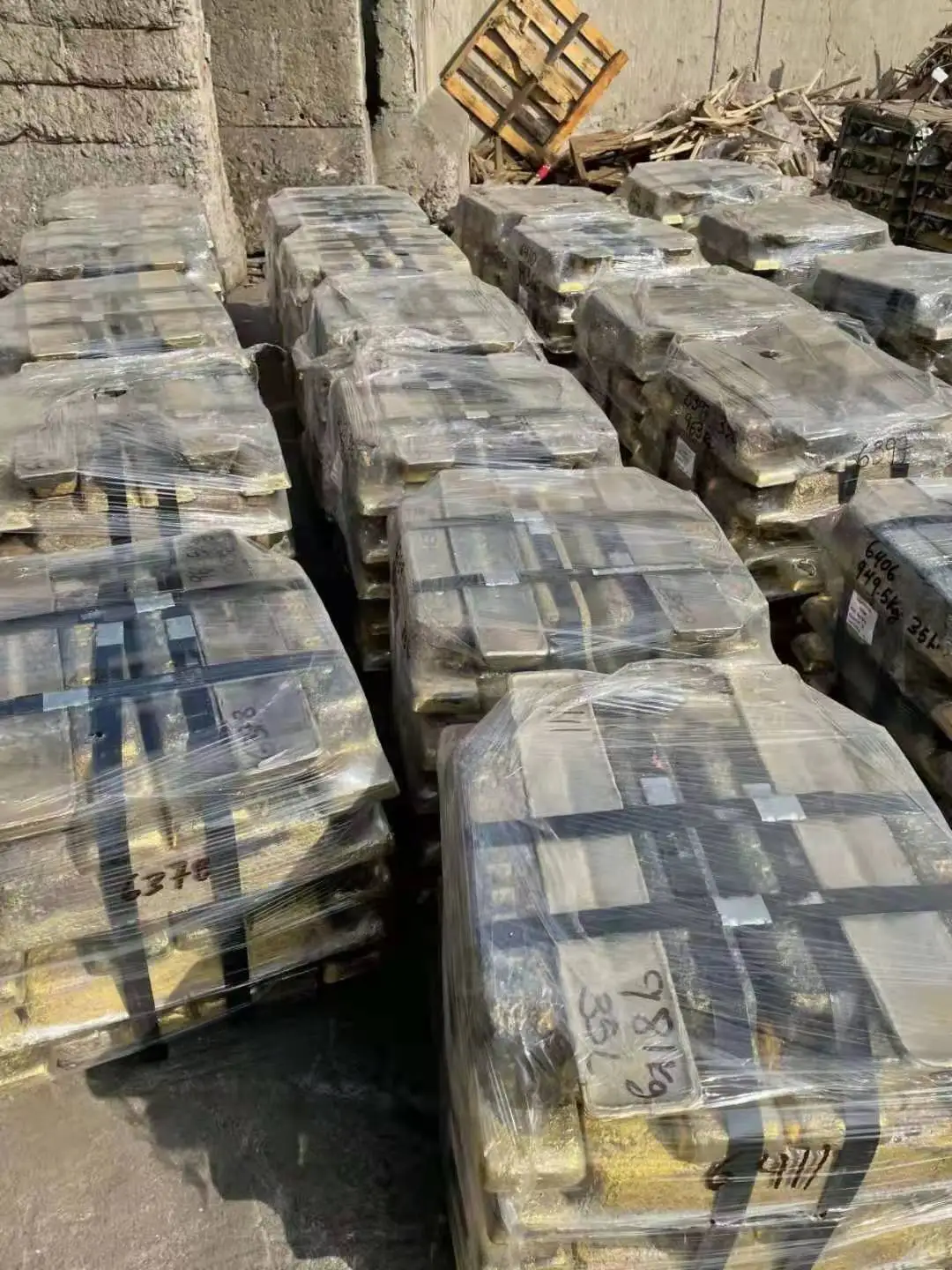 
LME copper Ingot/copper bar/copper tube 99.99% 