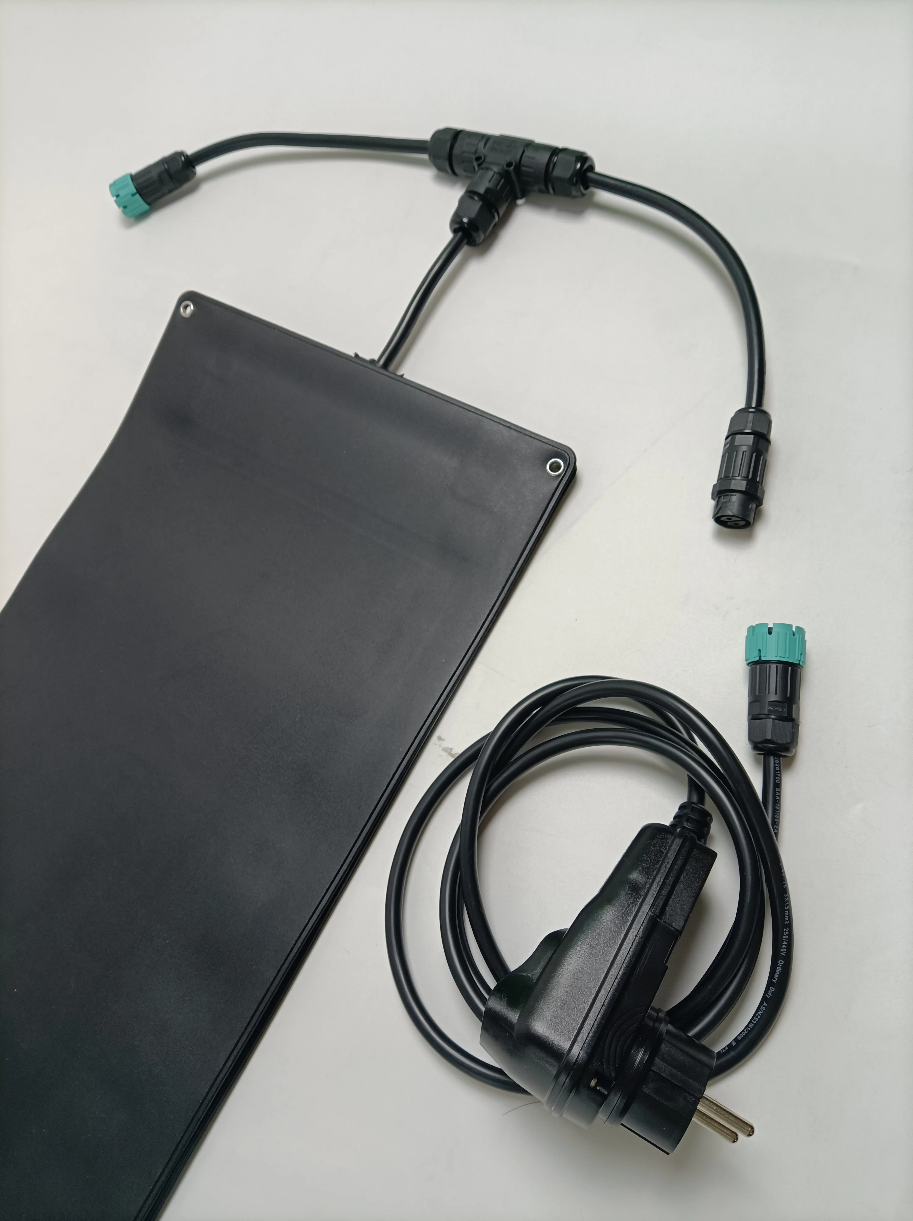 Heat track snow melting mats High quality heated floor mat  free maintenance  snow melting mats