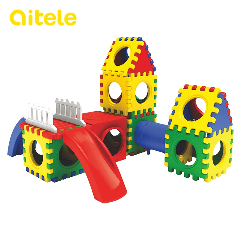 Б/у детский комнатный бассейн для шаров, для продажи, пластиковый игровой домик с шариками