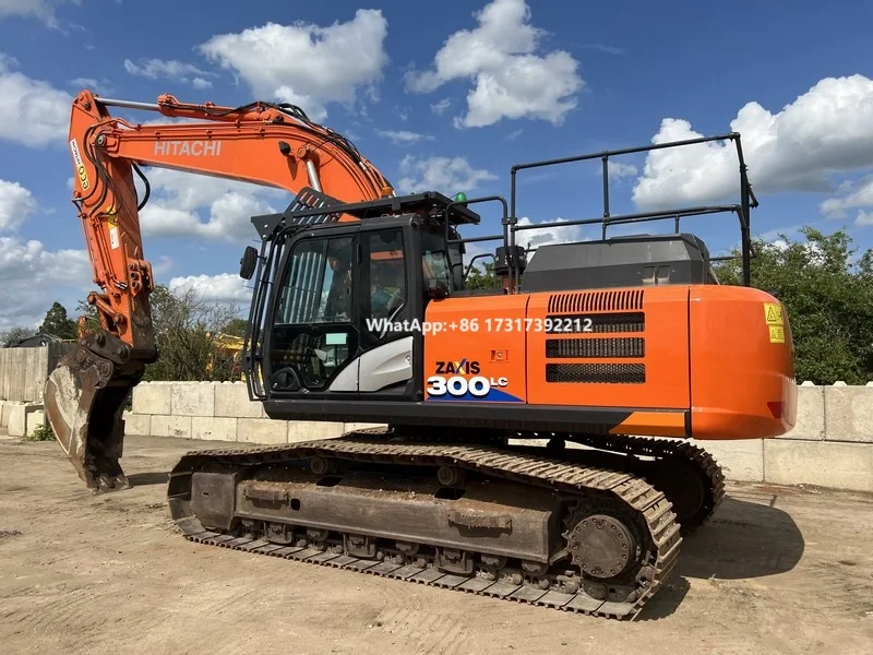 30.2 Ton Japan Original Used Hitachi ExcavatorZX300 Hitachi Excavators Crawler Hitachi Excavator ZX300 for Construction Project