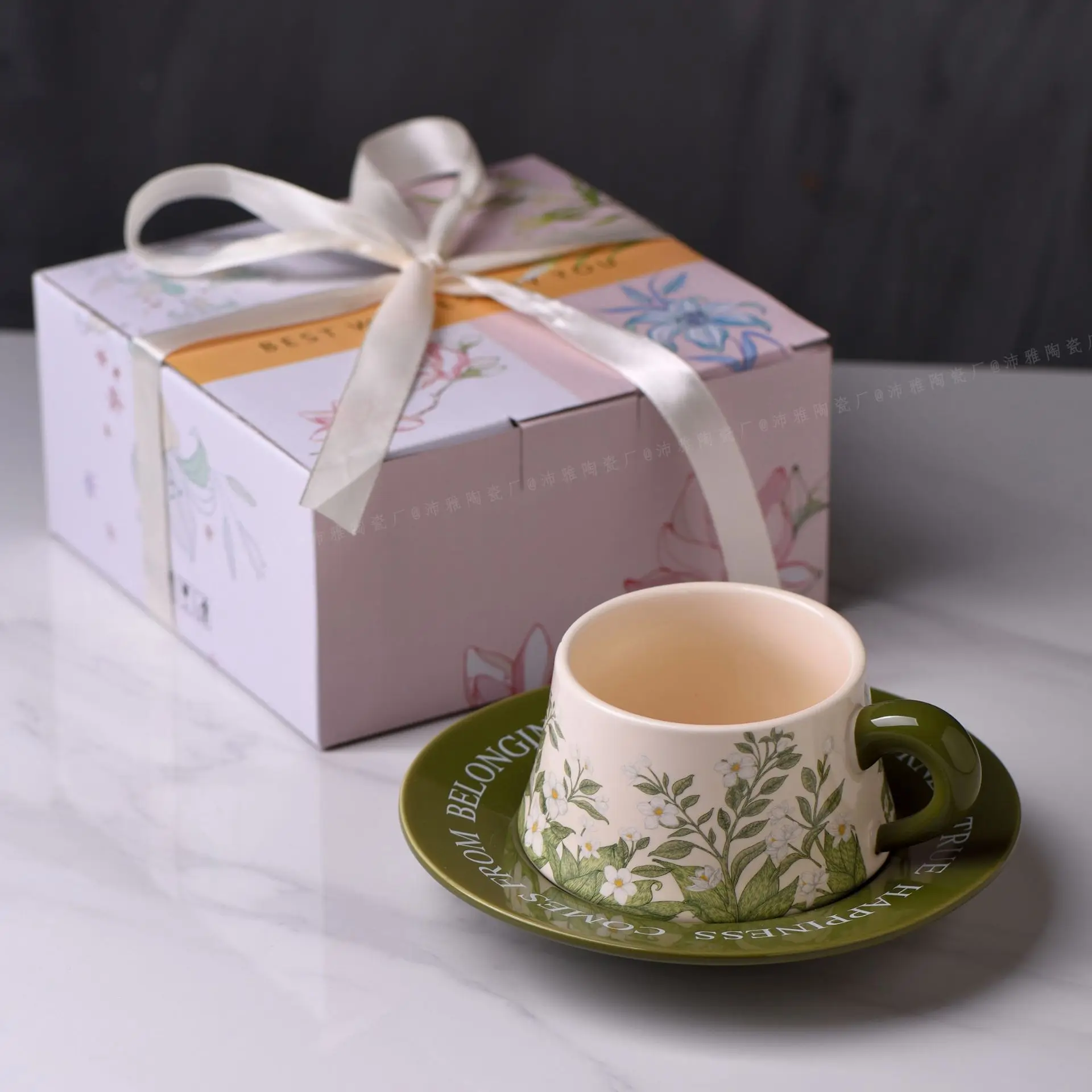 Hot Selling French Retro Oil Painting Jasmine Peach Flowers Milk Coffee Ceramic Cup Plate Set