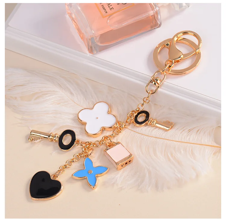 Korean Style Love Key Holder Metal Crystal Keychain Key Chain Lovely Pendant Gift Charm Keyring (KC359C)