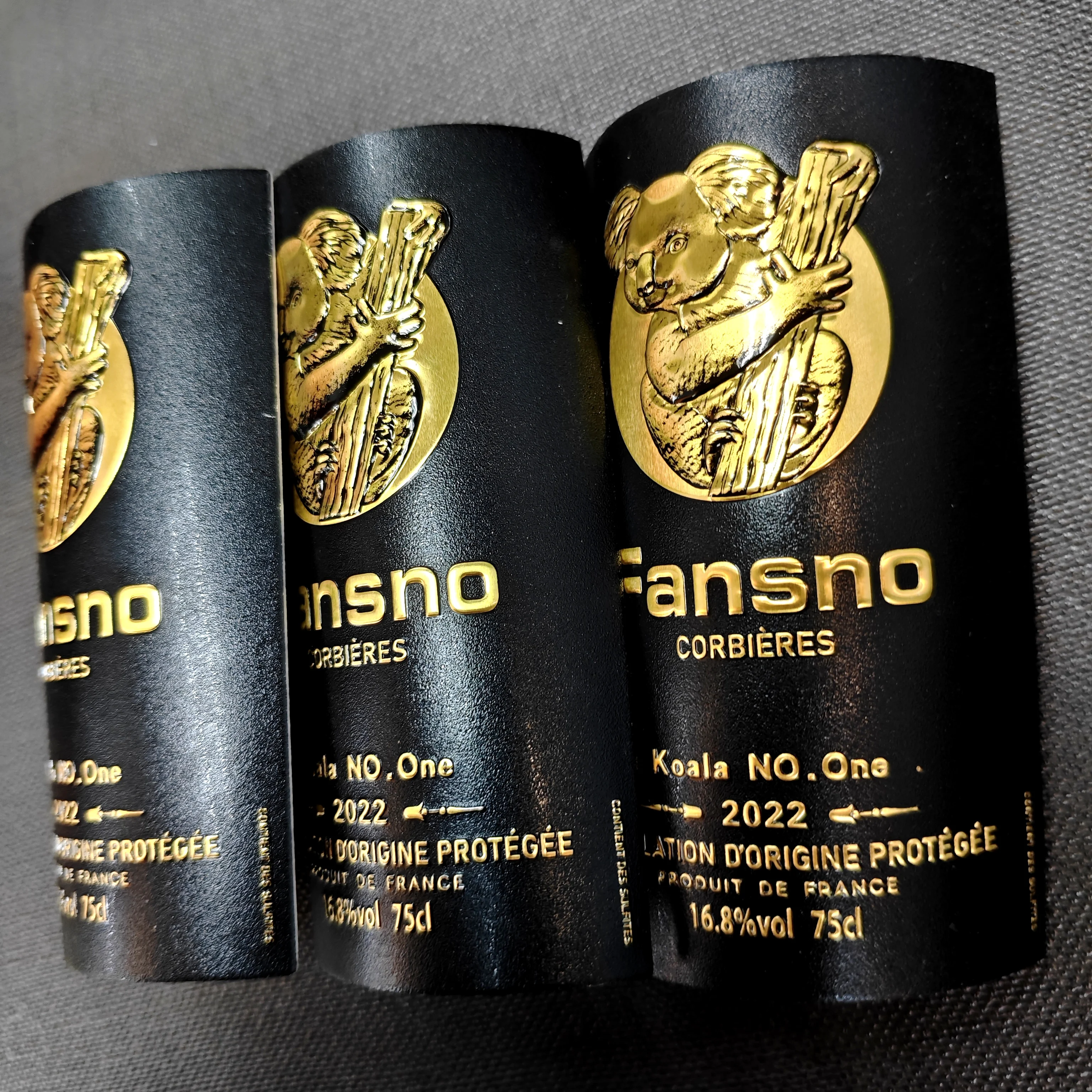 High Level Hot Sell Perfume Brand Bottle Sticker Design Waterproof Stamping Cosmetic Package Craft Aluminum Plate Sticker Custom