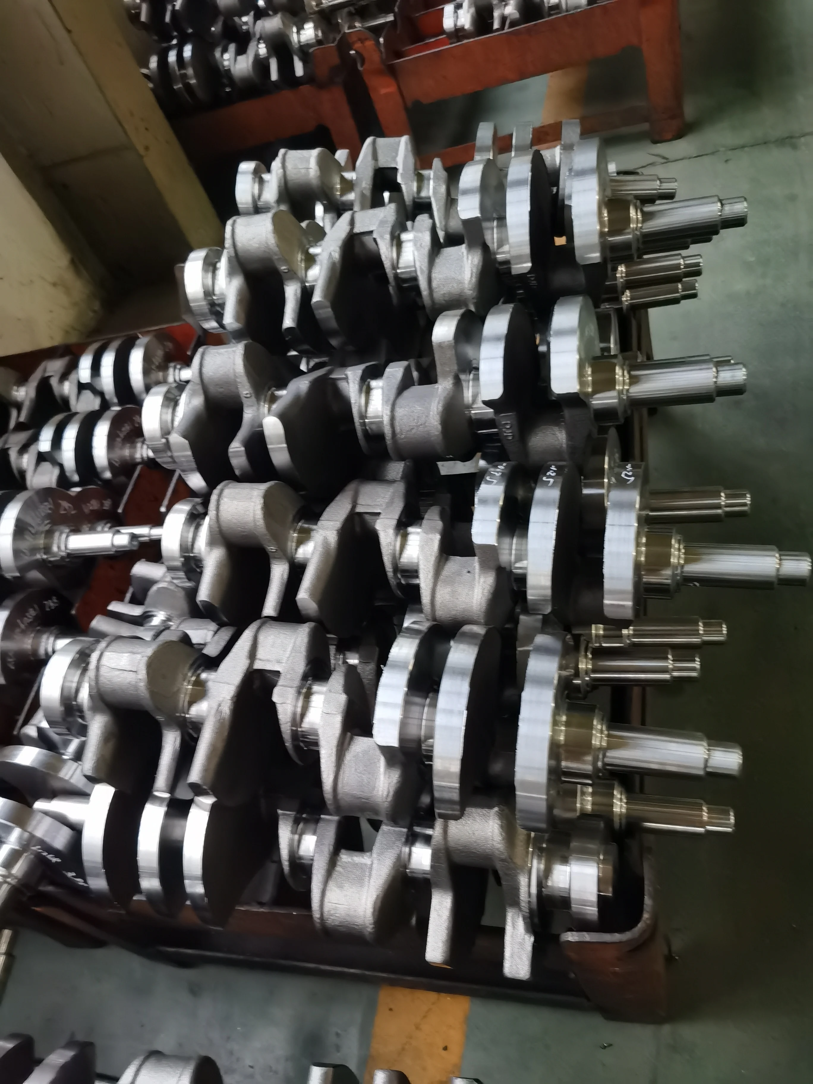 Diesel Engine Spare Parts 03L105021 Crankshaft for V-W- 2.0 Amarok