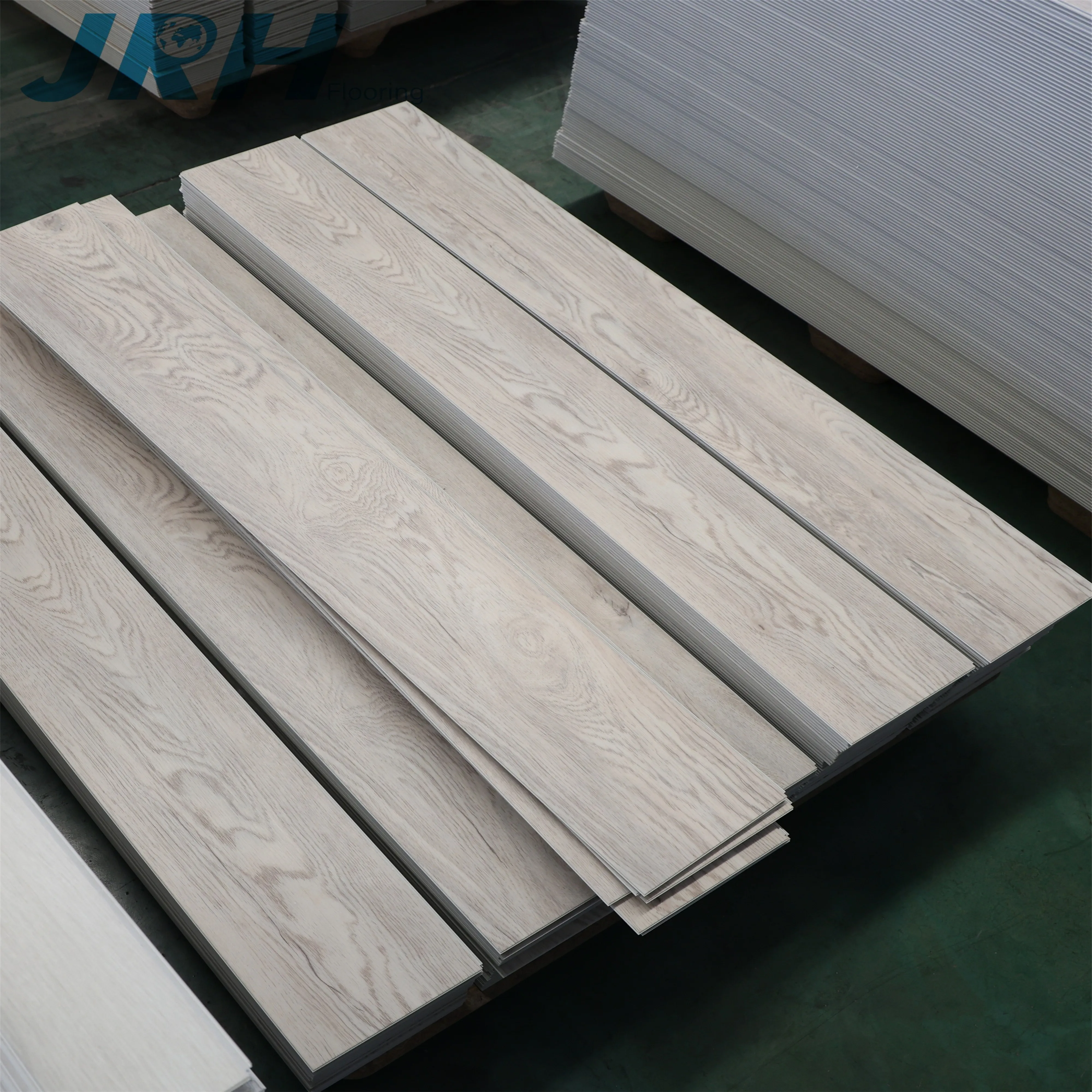 Classic Simplicity Waterproof Wood Grain Click Flooring Wear-Resistan Plastic PVC Spc Vinyl Flooring Spc Floor