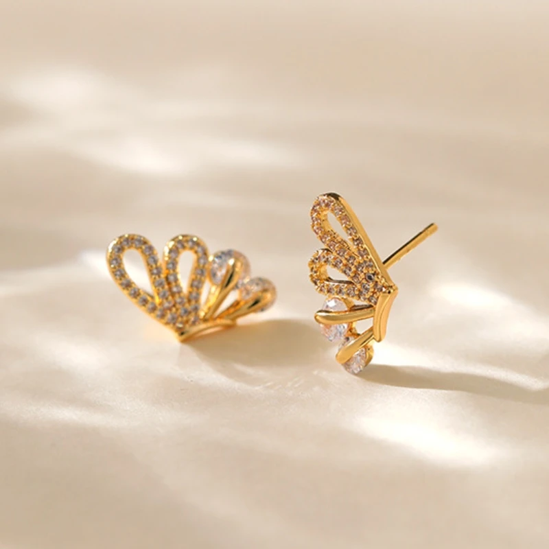 Creative Design Exquisite Symmetry Butterfly Earrings 18K Gold Plated Classy Women Earrings