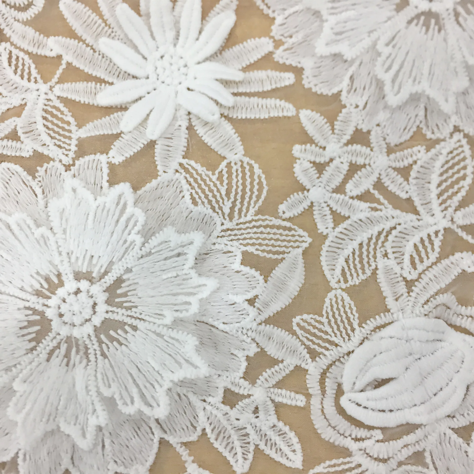 Fashion Women Embroidery 3D Flower Lace Fabric Beautiful Tulle Lace For Wedding Dress