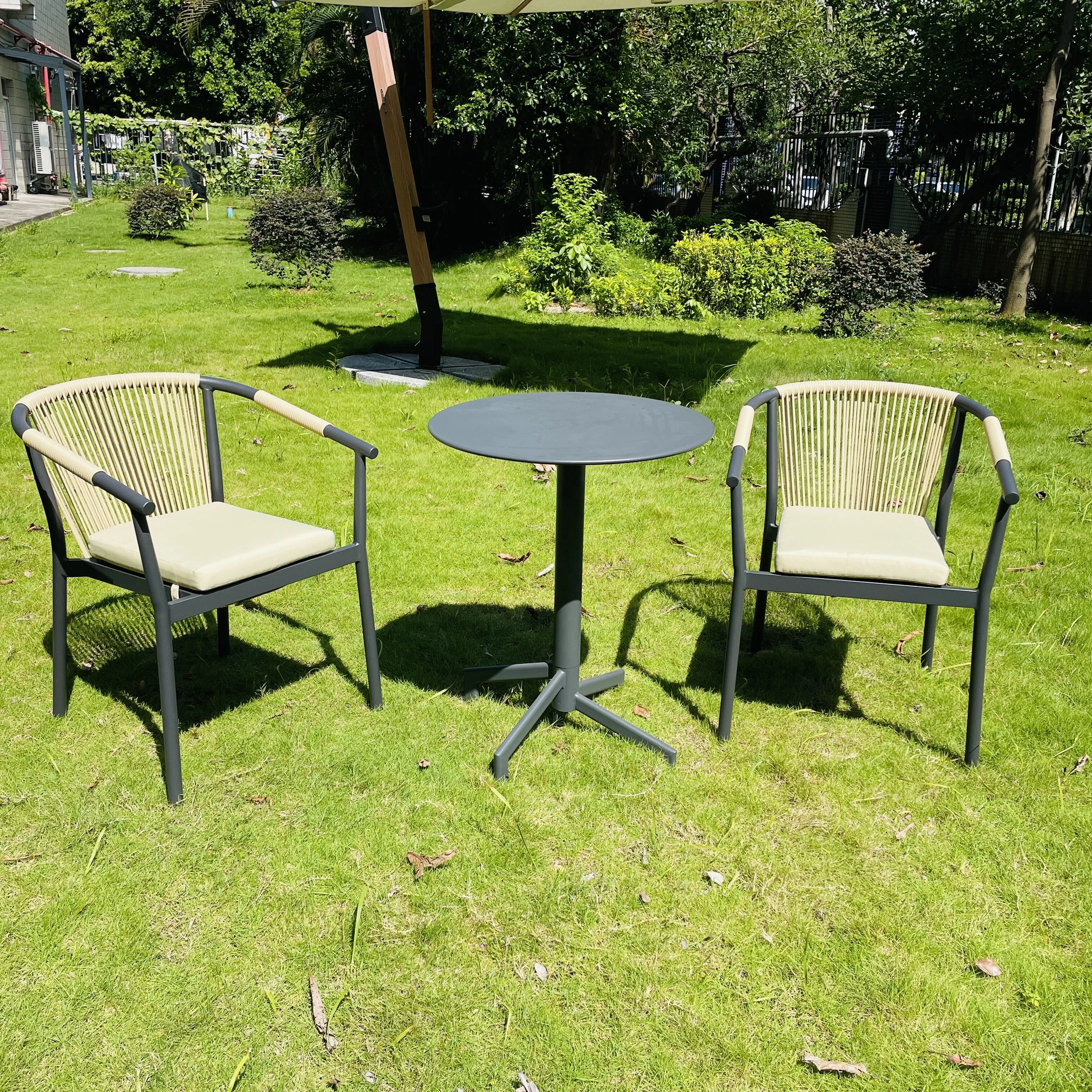 Modern New Patio Garden Outdoor Furniture Aluminum Rope Dining Chairs And Table  Hotel Villa Cafe Restaurant Stackable Chairs