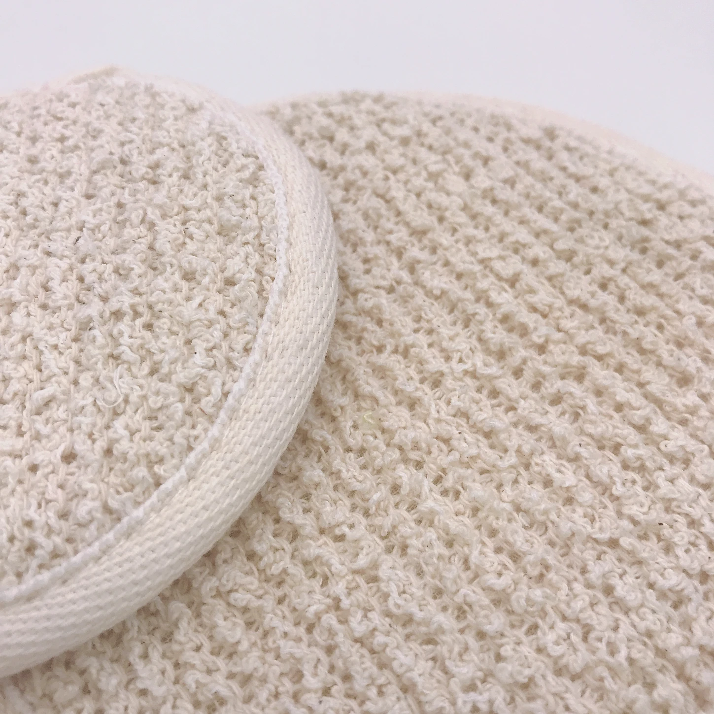 cheap round bath sponge Natural Eco Friendly hemp back body scrubber