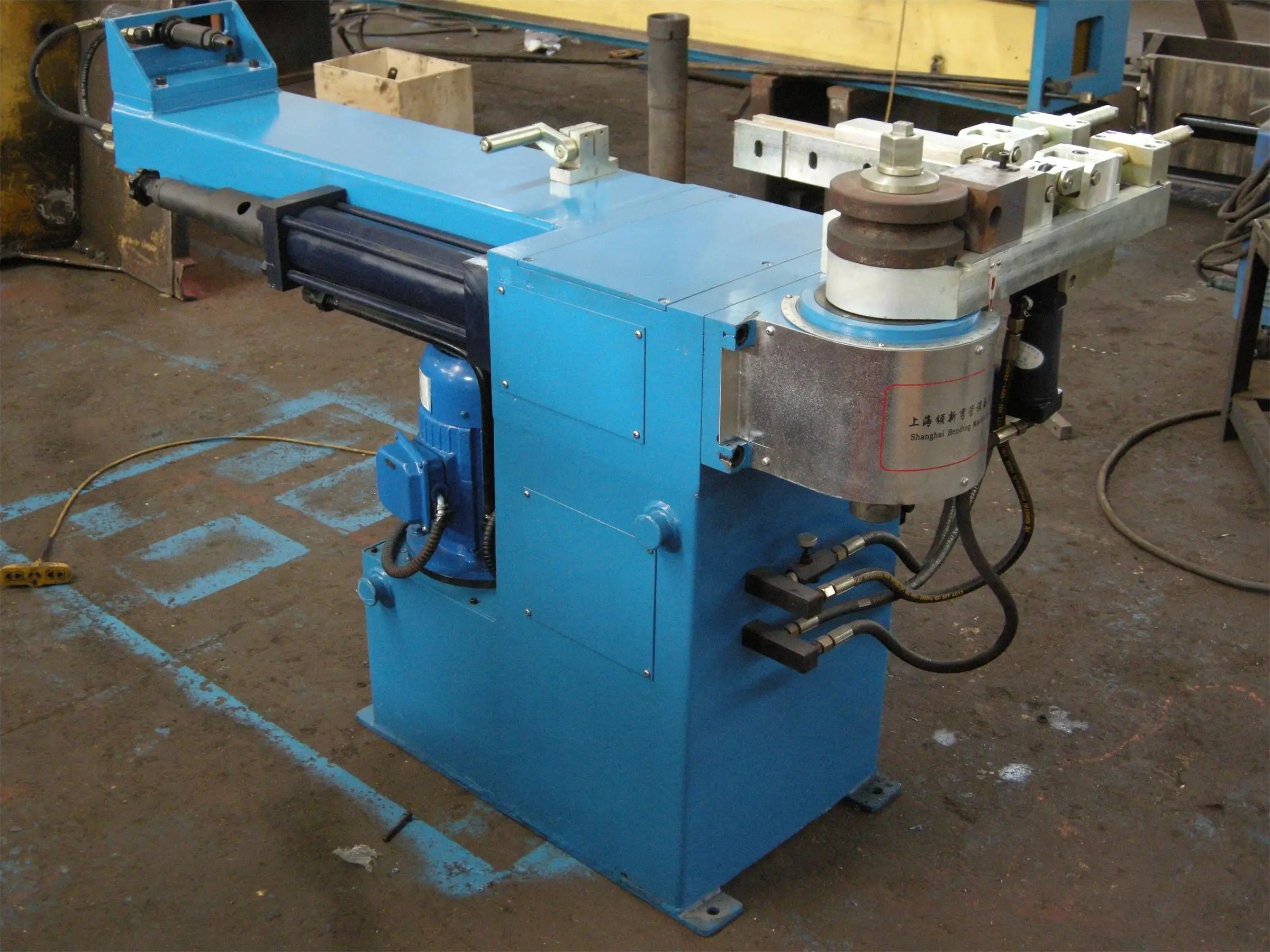 metal stainless steel manual  hydraulic 3D automatic NC CNC square  tube pipe bending machine