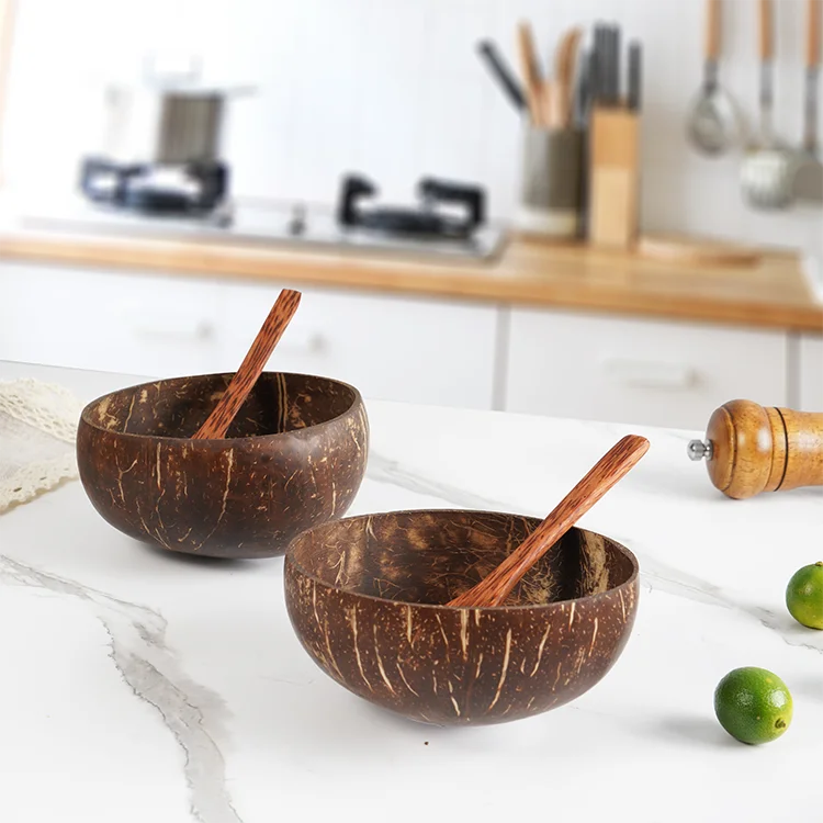 coconut bowls with dark spoons coconut shell bowls set for family Vietnam coconut bowl wholesale