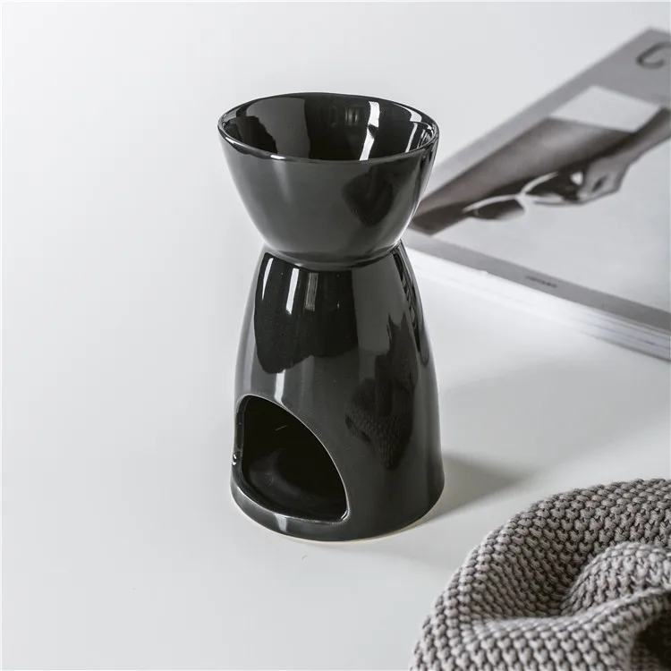 Personalized white plain custom logo hotel ornamental home decor ceramic aroma oil burner for decoration