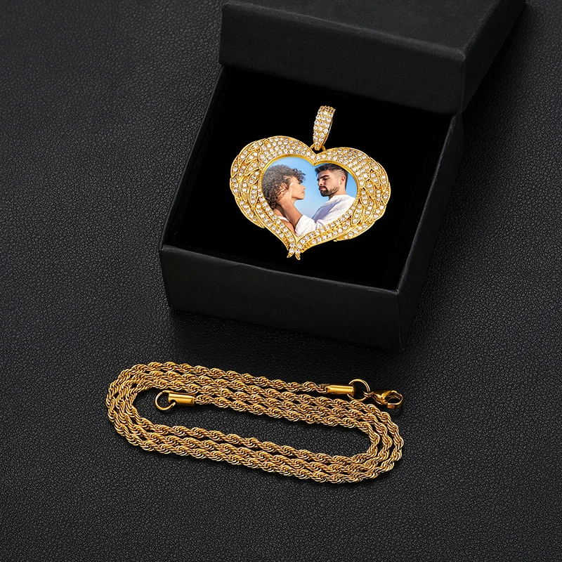 Dropshipping New Arrival Lovers Gift Gold Plated Copper CZ Diamond Iced Out Heart Wing Custom Photo Pendant Necklace