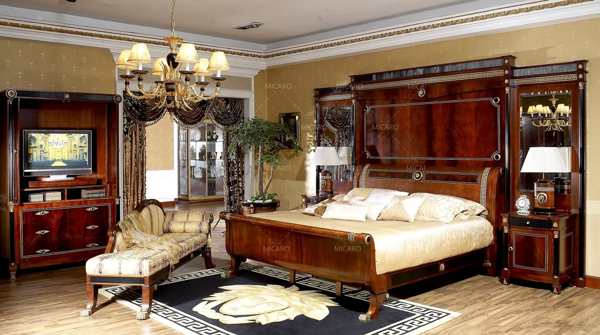 Luxurious king veneer covered antique wooden bedroom furniture set