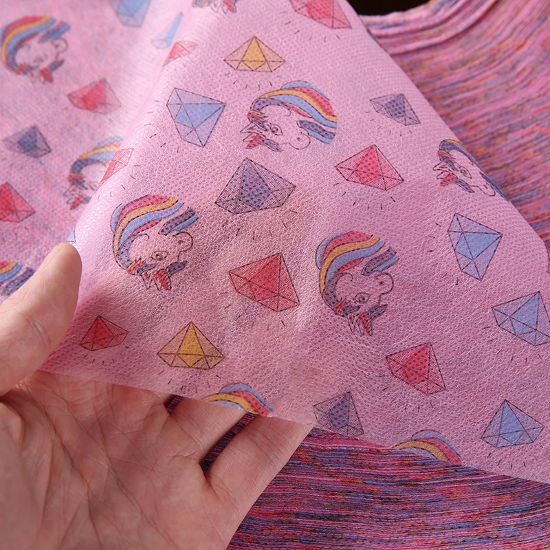 
OEM/ODM nonwoven waterproof pp fabric Leopard print spunlace spunbond fungi-proofing non-woven 