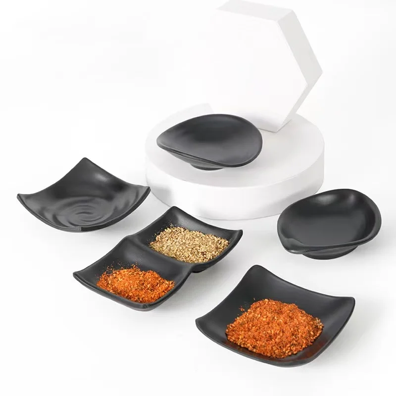 Wholesale Japanese Black Matte Plastic Seasoning Sauce Dish 3.6 Inch Melamine Soy Sauce Dish