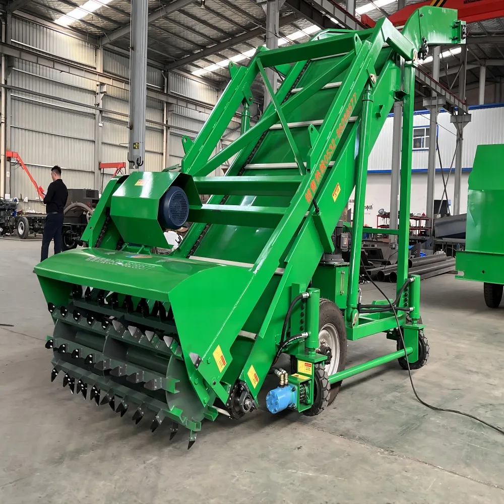 Automatic fodder conveyor for farm and pastureSilage reclaimerforPasture feeding equipment