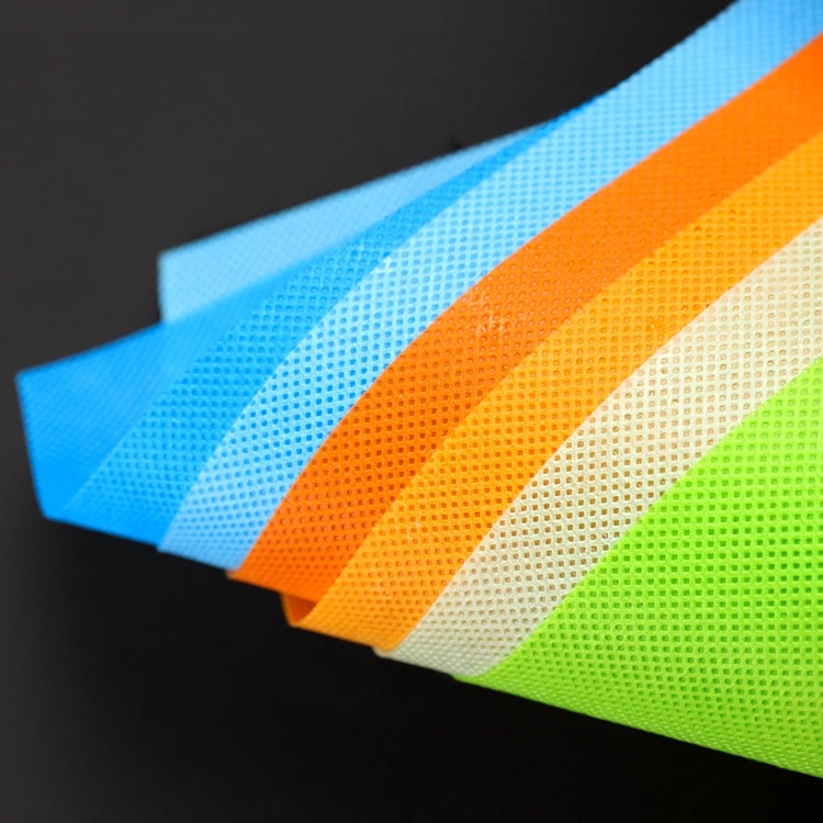 
China Spunbond PP Non-woven Xmas Gift Present Bag Fabric S SS Nonwoven Fabric Material Rolls Factory Supplier for Shopping Bags 