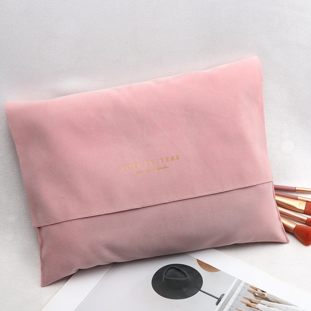 Super Soft Thick Velvet Envelope For Photo Frame Notebooks Custom Velvet Gift Packaging Bag