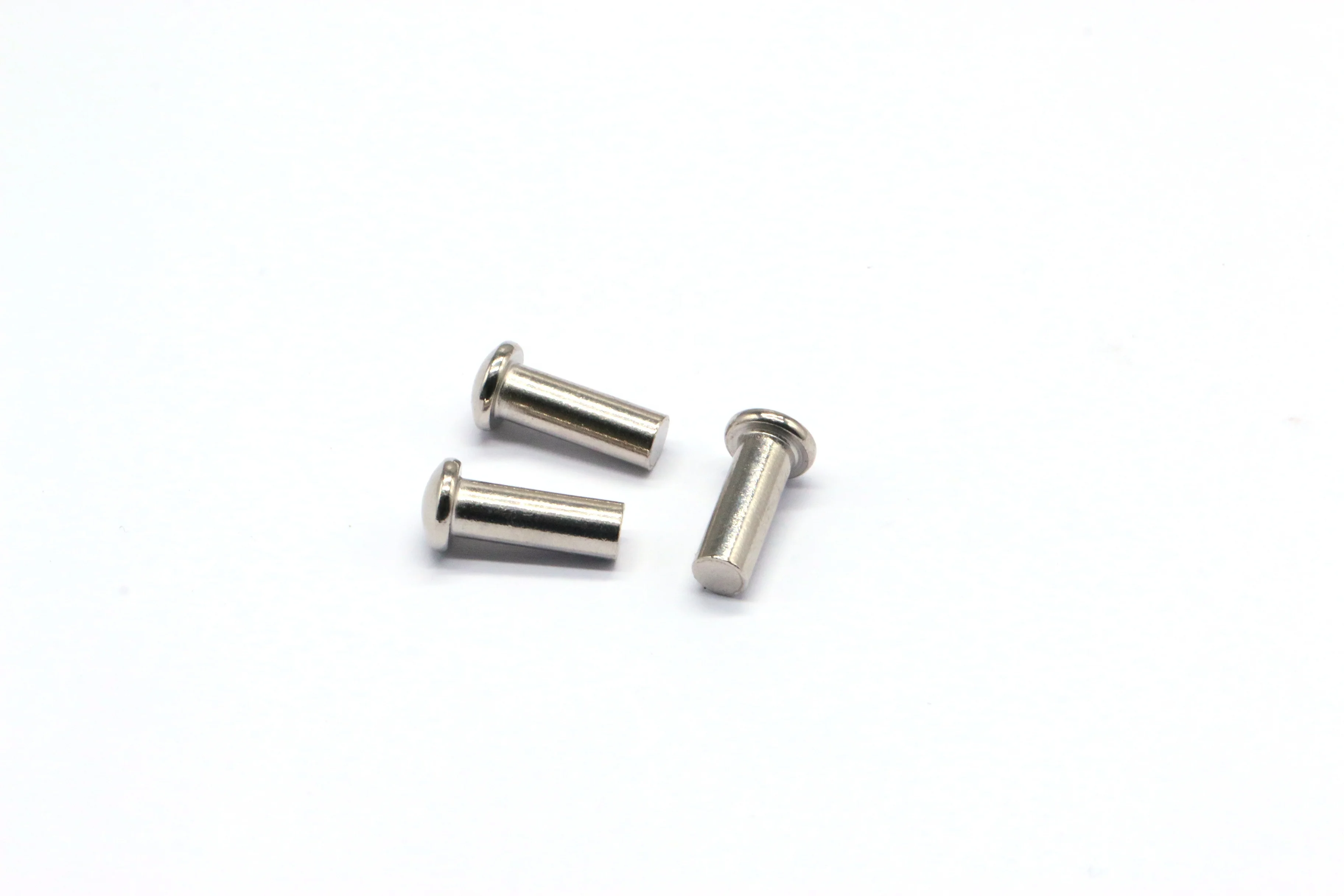 High Quality Fast Delivery Custom Remaches Carbon Steel  Nickel plated Round Head Solid Rivets for Fastening Industry