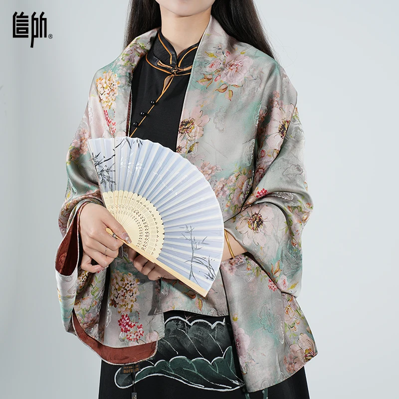 Wholesale Custom Silk Scarves Fashion Printed Design 100% Silk 140*140 Pocket Square Silk Scarf For Ladies