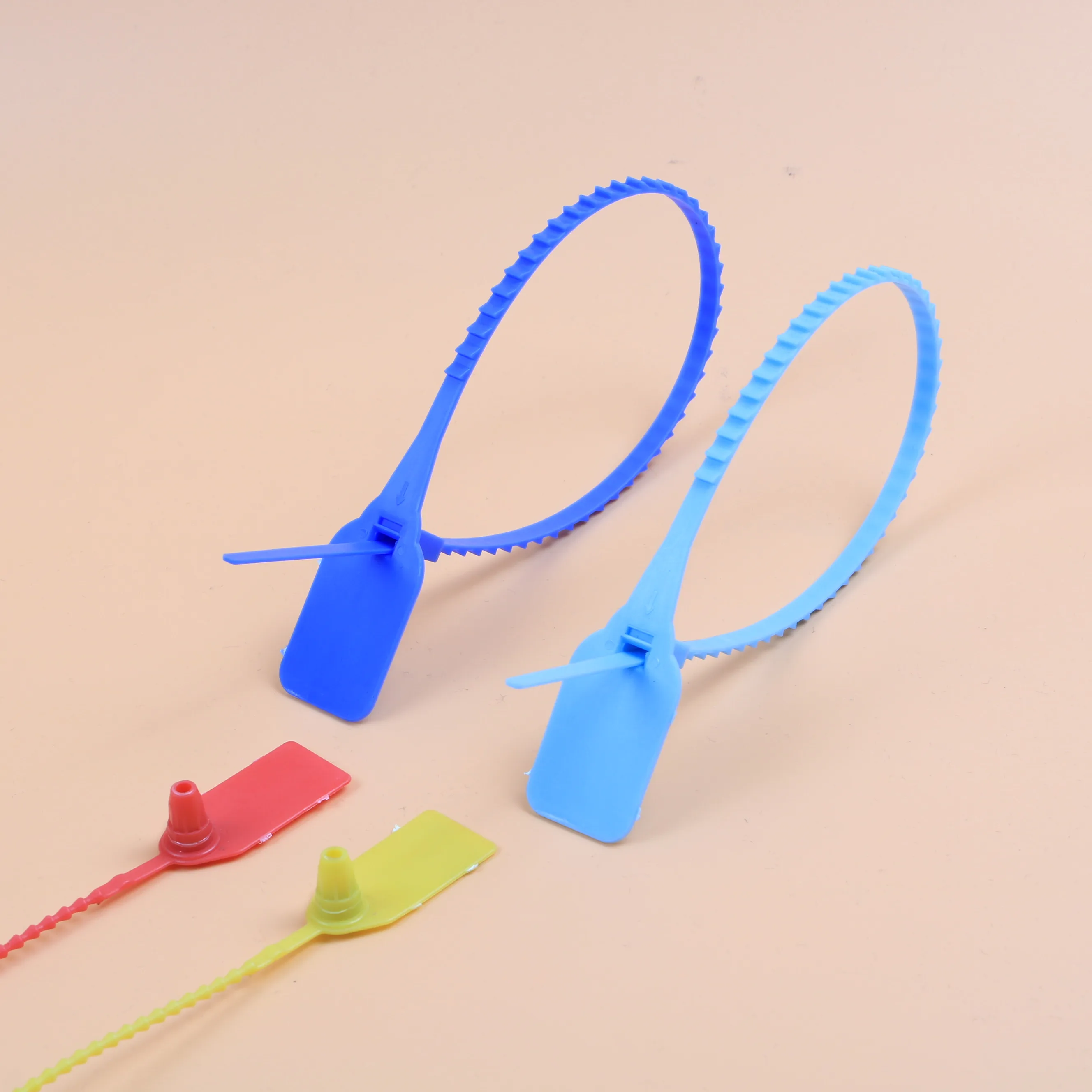 Good Price Reusable 2.5*100 Mm Zip Tie Self-locking Nylon Cable