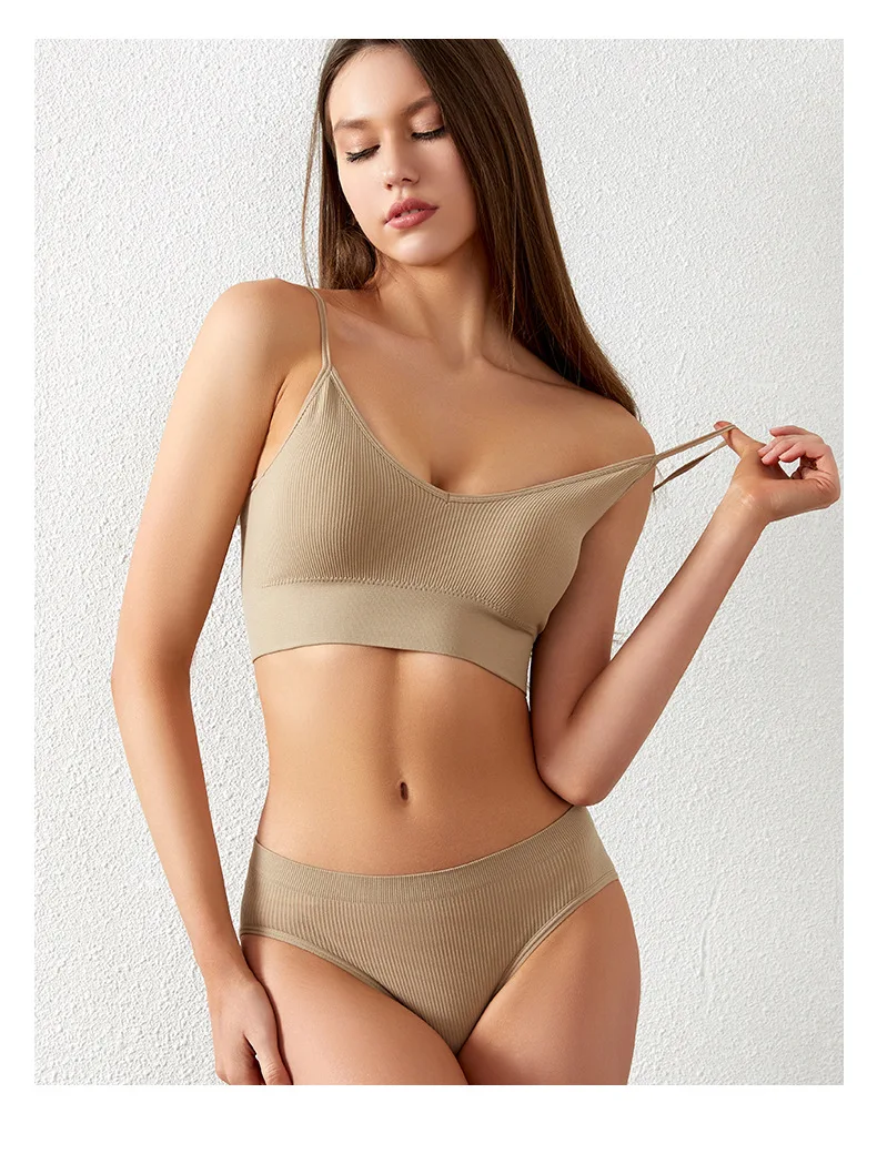 Custom Logo Female Young Girl Ladies Sexy Cotton Wire Free Bra Brief Sets Woman Underwear Panty And Bra Set
