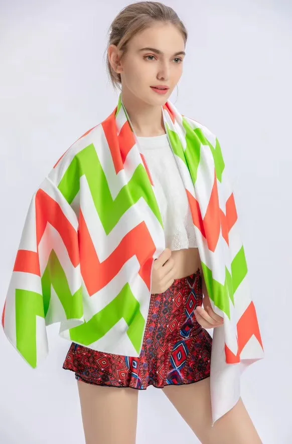 hot sales  70*140 cm microfiber Turkish beach towels  with great print  logo and pattern support custom pattern packaging