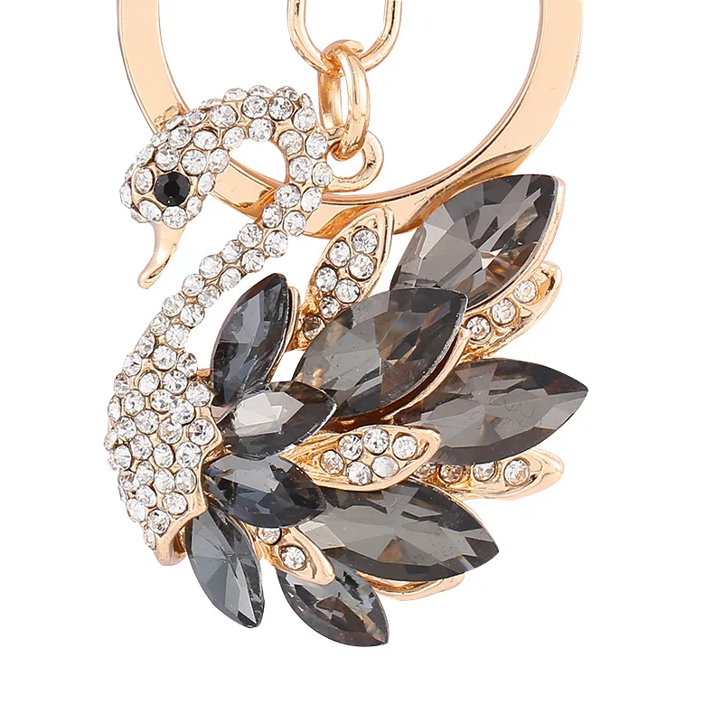 Factory direct supply diamond keychain accessories swan Keychain small gift giveaway luxury custom keychain
