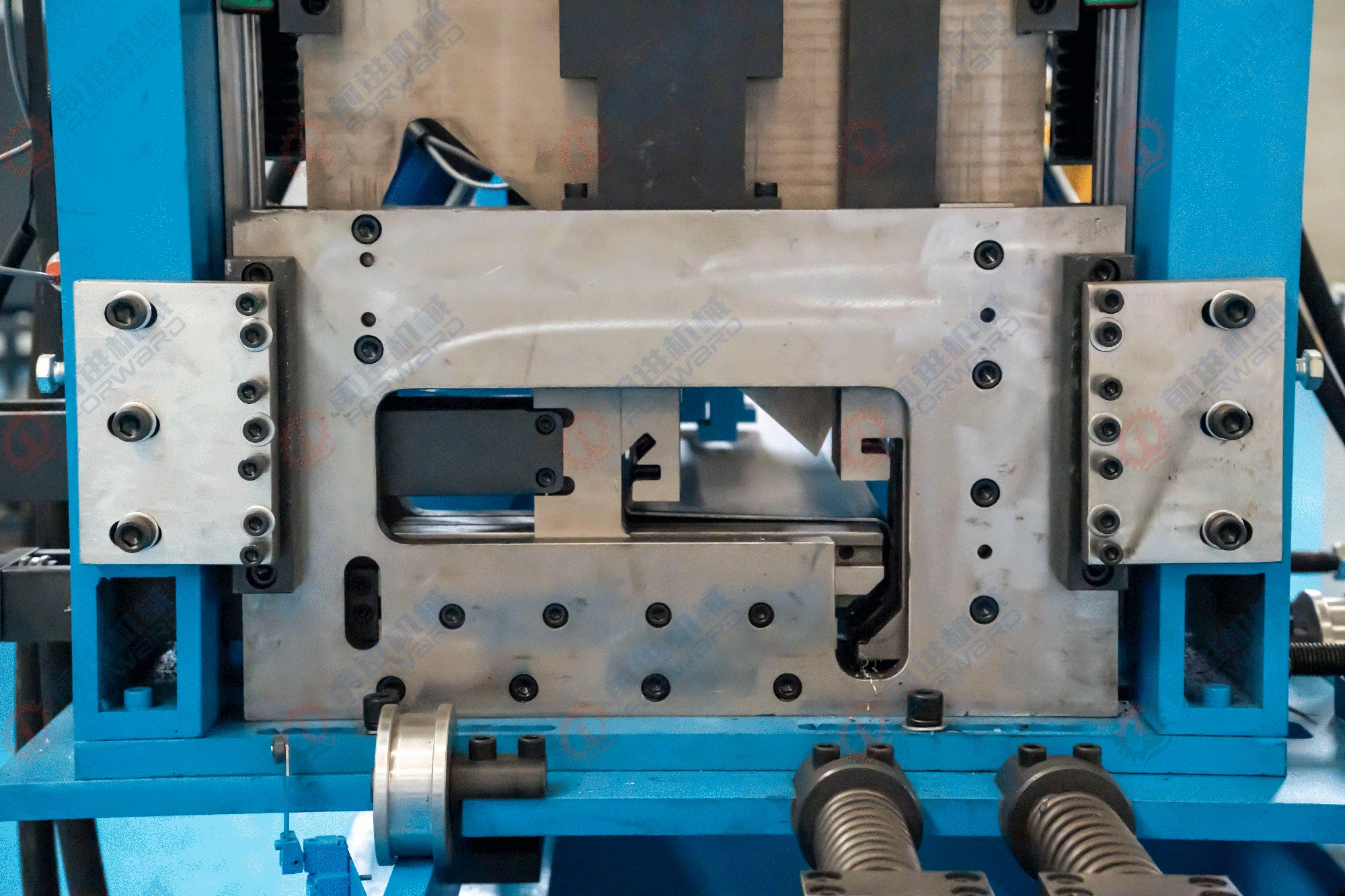 FORWARD C Z Purlin Roll Forming Machine Price Hot Selling CZ Purling Roll Forming Machine C Z Purlin Machine