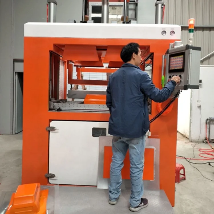 Thick Sheet Vacuum Forming Machine For Making Automobile  Parts