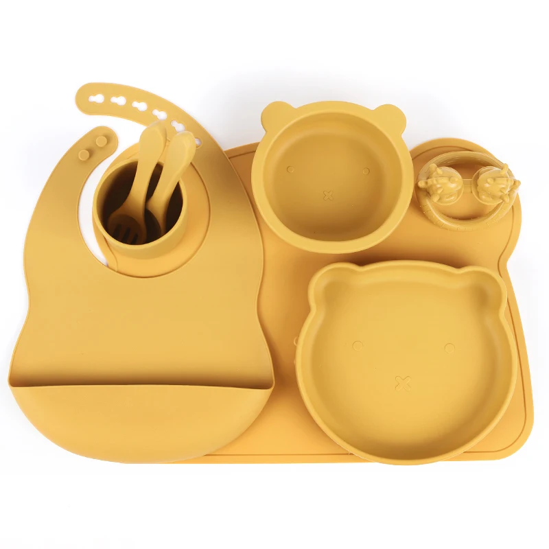 2021 latest Baby silicone Bib plate bowl set anti scald silicone plate with fork and spoon,baby bowl