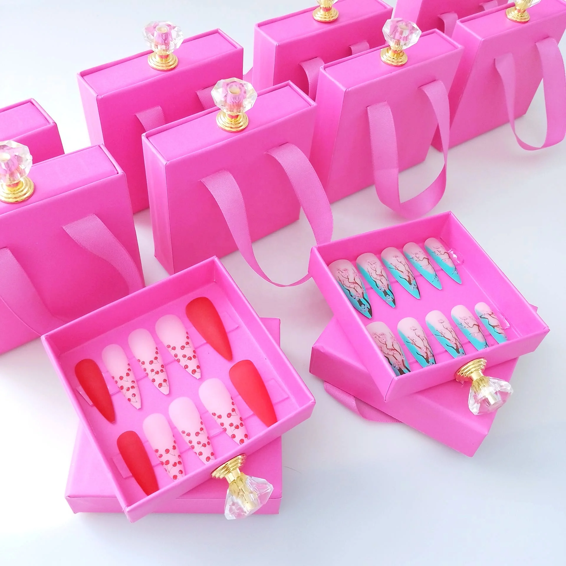 New Designs High Quality New Fashion Luxury False Nails Custom Private Label Coffin Diamond Press On Nails