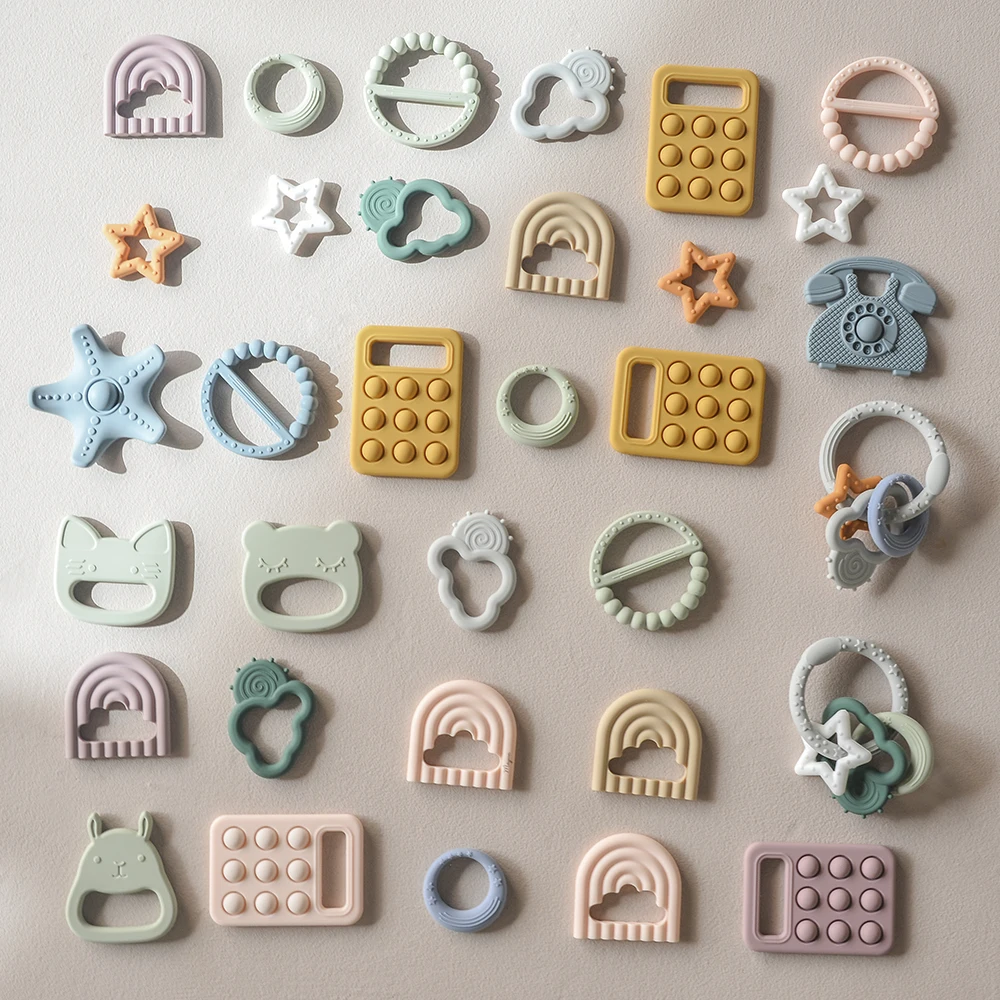 Wholesale Bpa Free Cute Soft Bracelet Teething Ring Food Grade Silicone Baby Chew Sensory Teethers Toys Gift Set